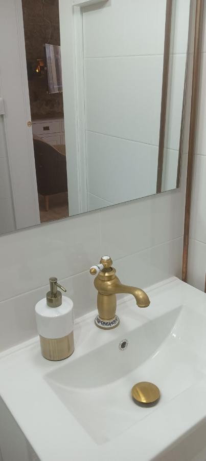 Fernando El Catolico Premium Apartment Malaga Bagian luar foto